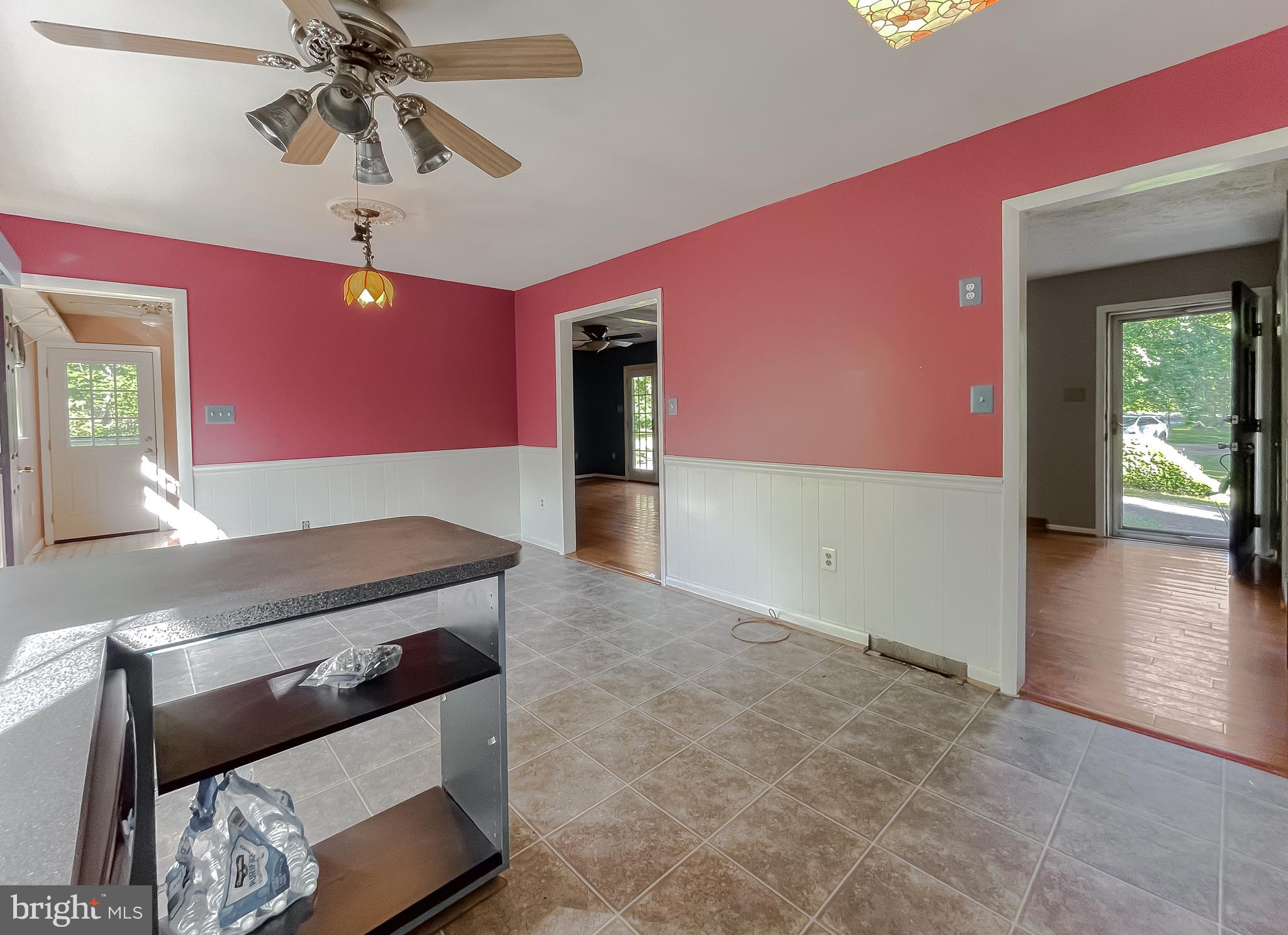 14217 Burnt Store Road Hughesville, MD 20637 - Photo 16 of 44 COUNTRY KITCHEN