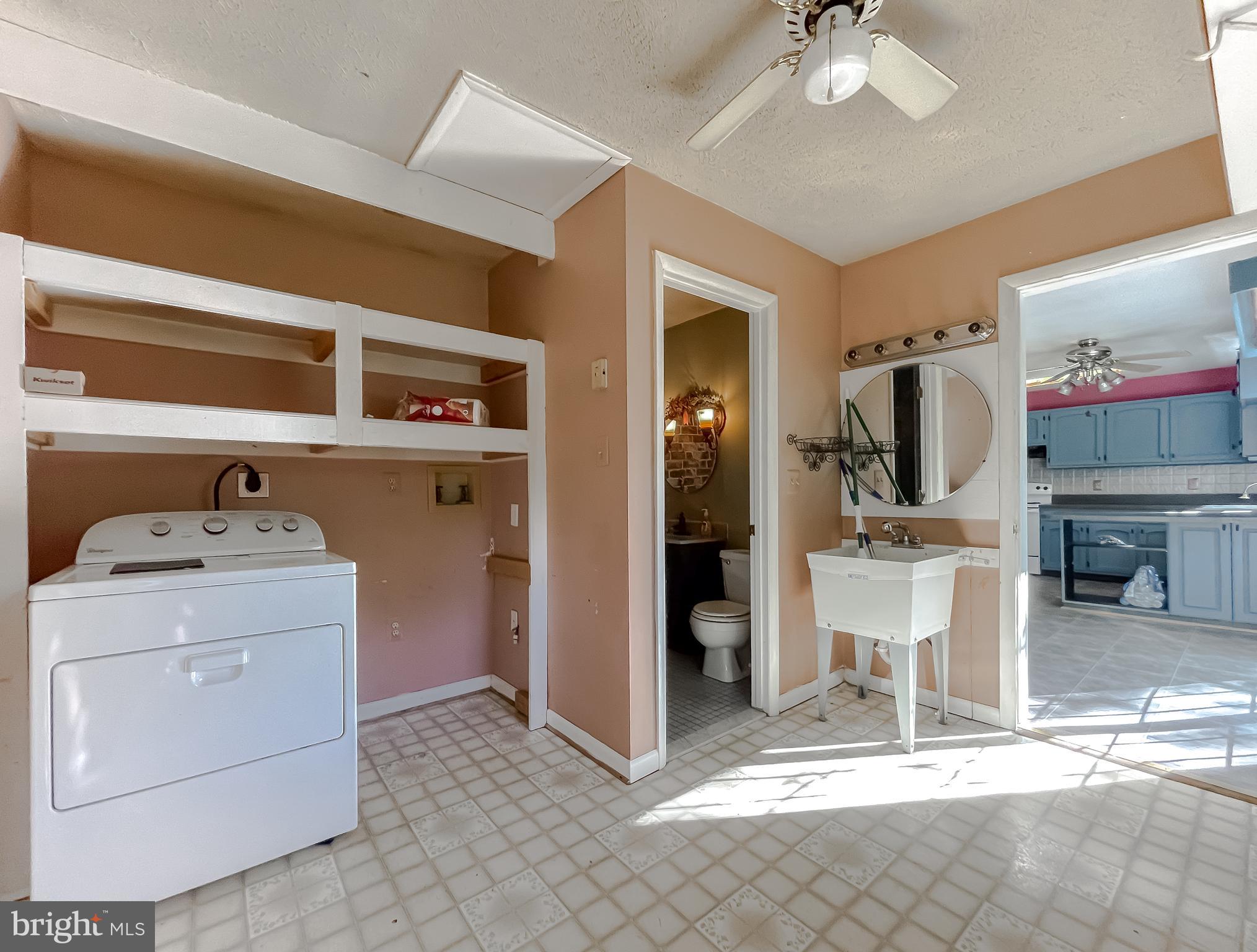 14217 Burnt Store Road Hughesville, MD 20637 - Photo 18 of 44 LAUNDRY/MUD ROOM
