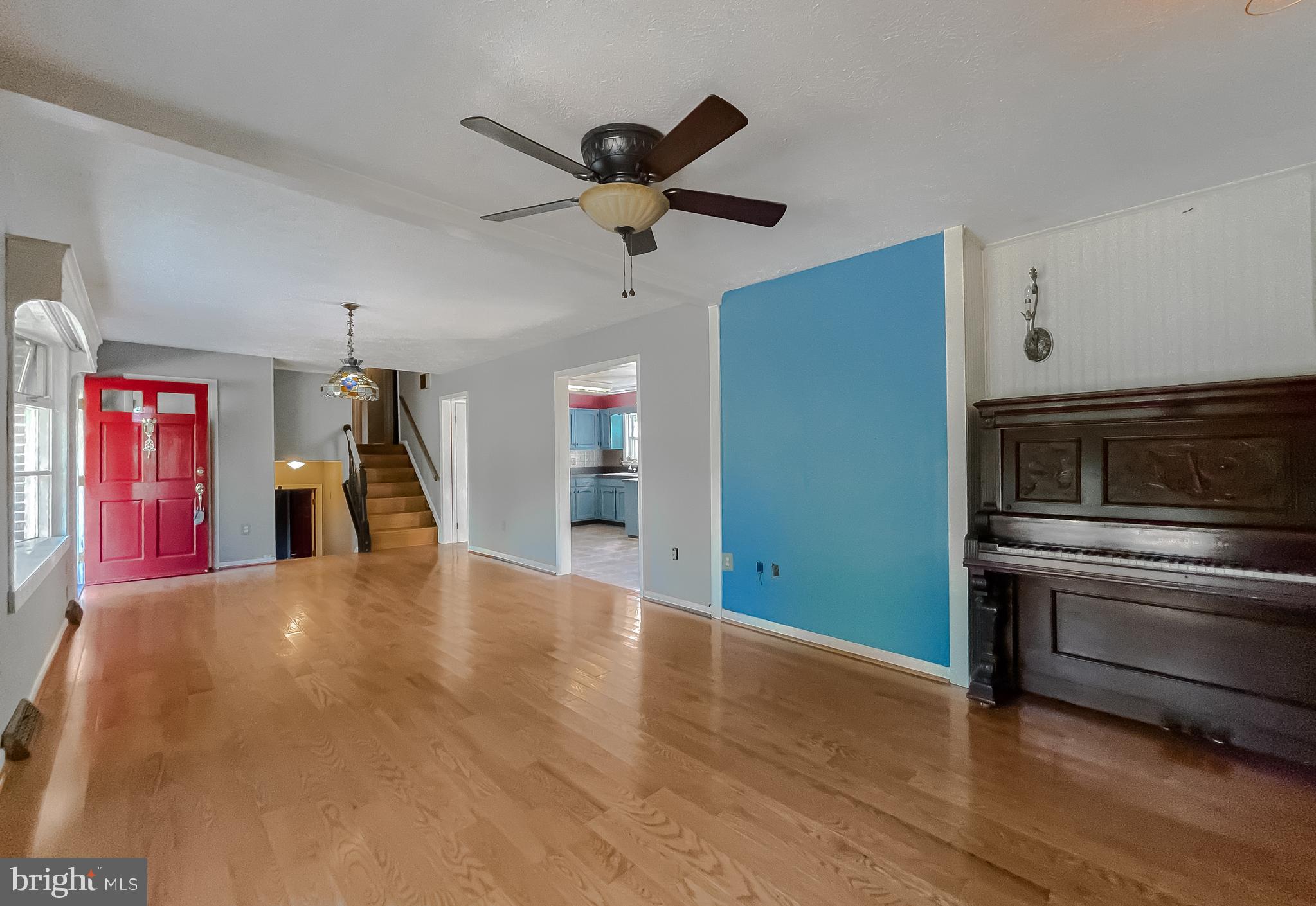 14217 Burnt Store Road Hughesville, MD 20637 - Photo 6 of 44 GREAT ROOM