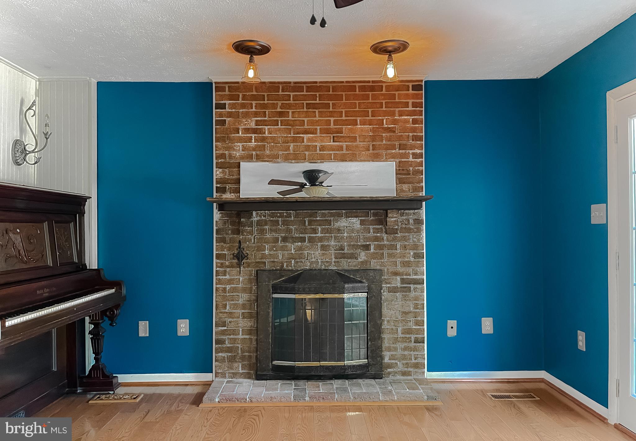 14217 Burnt Store Road Hughesville, MD 20637 - Photo 8 of 44 GREAT ROOM