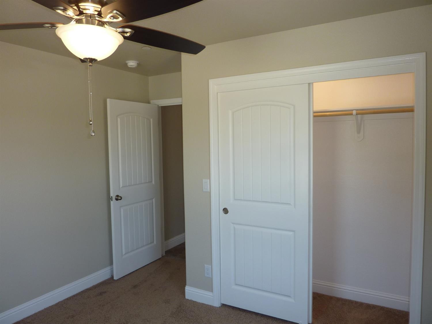 704 Riverside Drive Madera, CA 93638 - Photo 26 of 37 Gallery Image 26