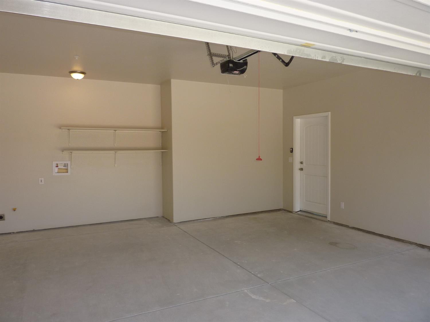 704 Riverside Drive Madera, CA 93638 - Photo 28 of 37 Gallery Image 28