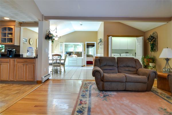 89 Lowther Road Framingham, MA 01701 - Photo 12 of 30 Gallery Image 12