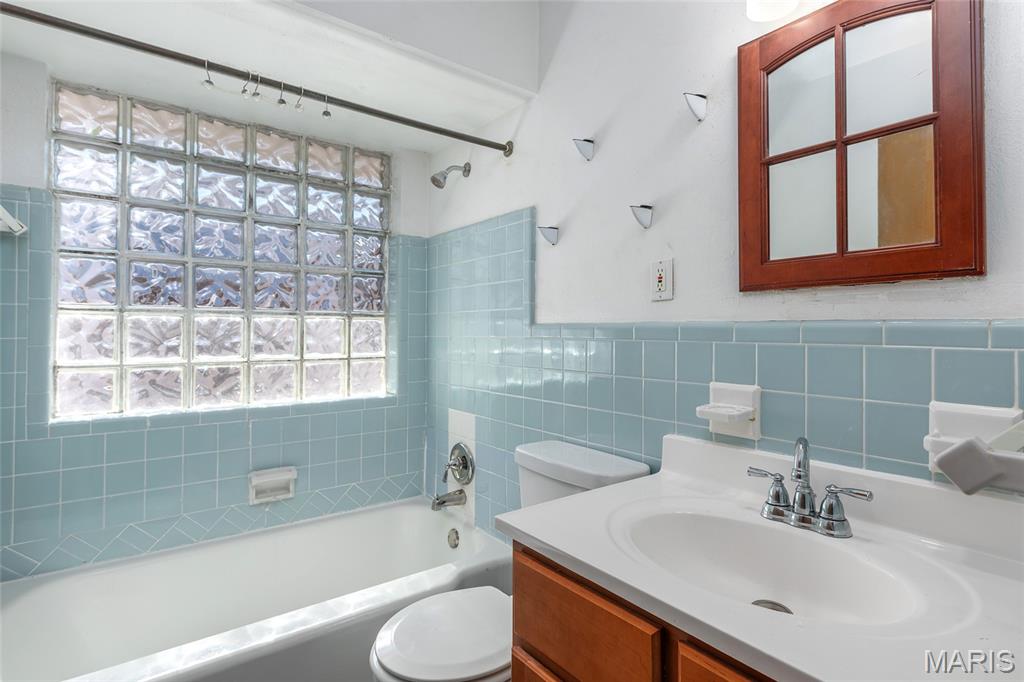 6633 Weber Road Affton, MO 63123 - Photo 14 of 31 Gallery Image 14