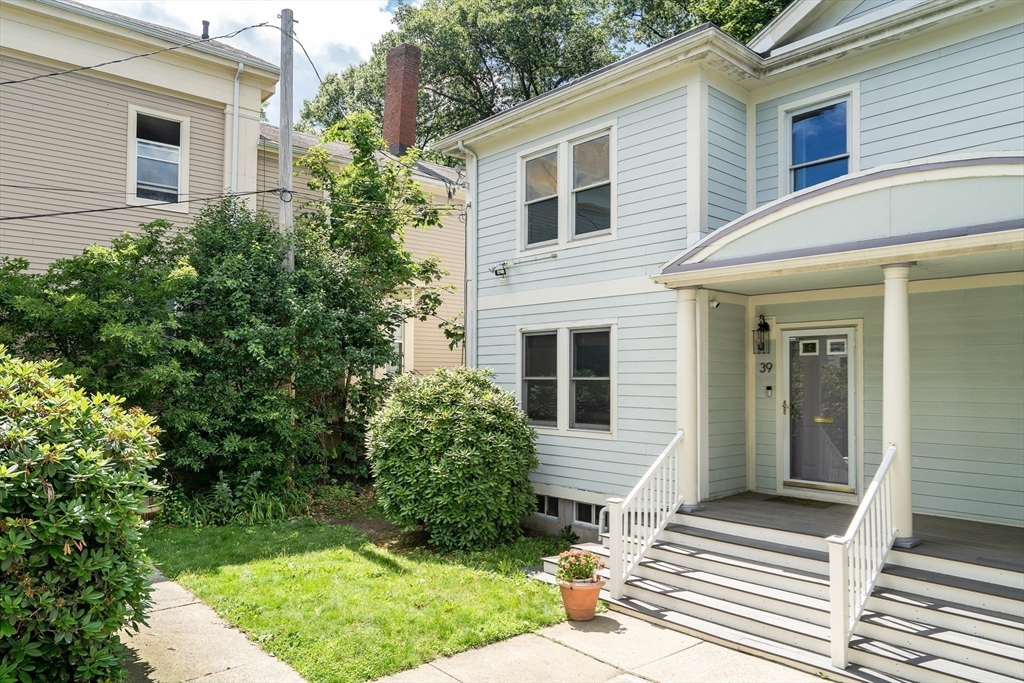 39 Hawthorne Street, Unit 39 Boston, MA 02119 - Photo 31 of 37