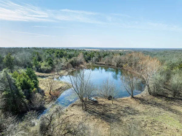 $275,000 | 4 County Road 386, Groesbeck, TX 76642