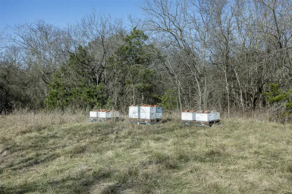 $275,000 | 4 County Road 386, Groesbeck, TX 76642