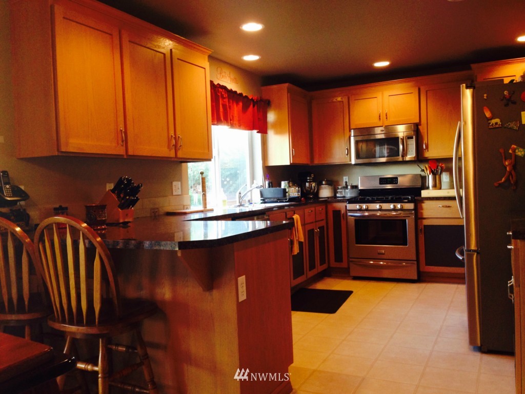 7033 Inlay Street Southeast Lacey, WA 98513 - Photo 2 of 6 Gallery Image 2