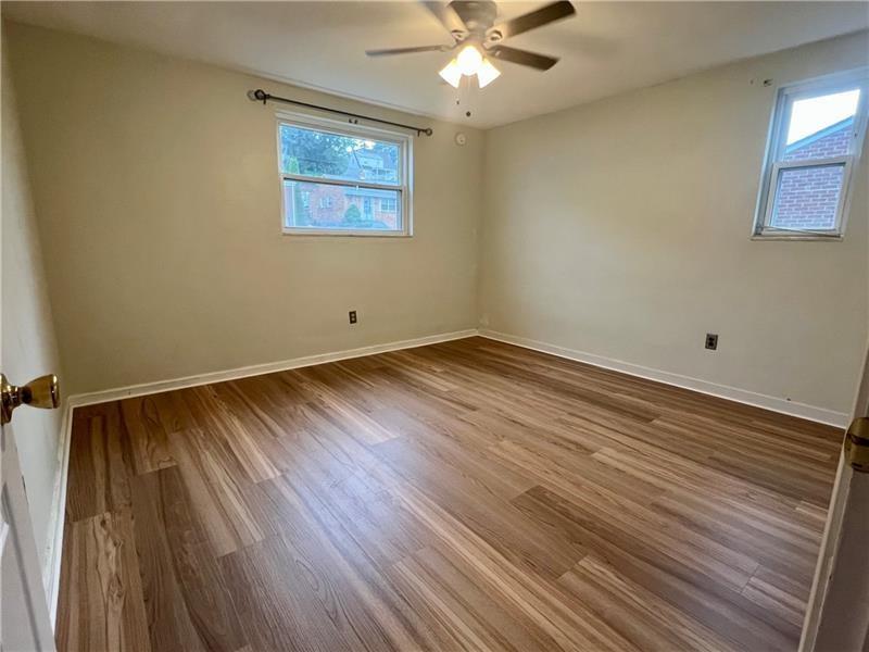 3329 Recker Drive Pittsburgh, PA 15227 - Photo 13 of 23