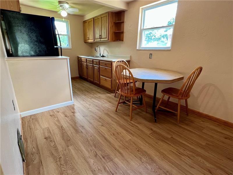 3329 Recker Drive Pittsburgh, PA 15227 - Photo 5 of 23