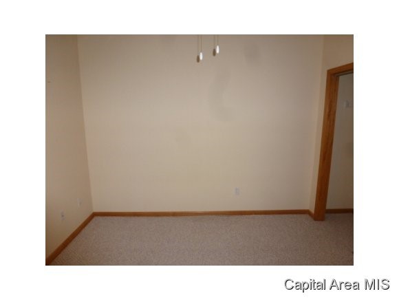 2621 Kipling Drive Springfield, IL 62711 - Photo 17 of 18