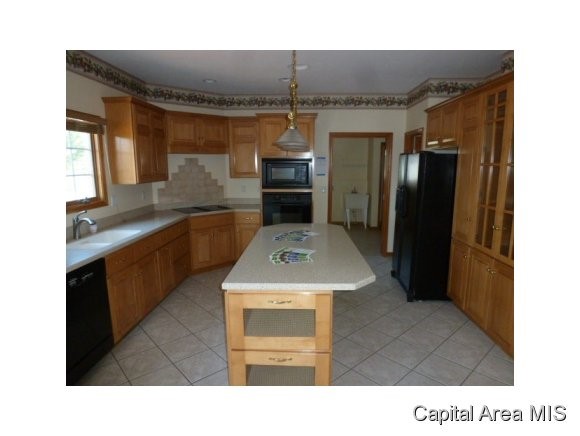 2621 Kipling Drive Springfield, IL 62711 - Photo 8 of 18