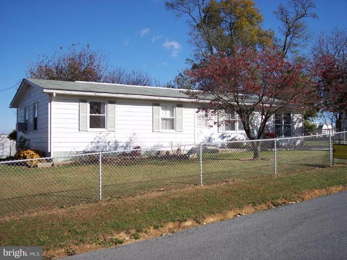 89 Apple Tree Drive Ranson, WV 25438 - Photo 1 of 10 Exterior (Main)