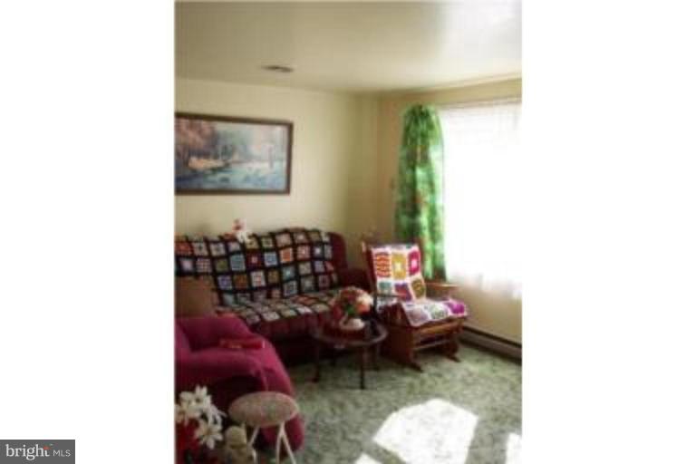 89 Apple Tree Drive Ranson, WV 25438 - Photo 4 of 10 Living Room