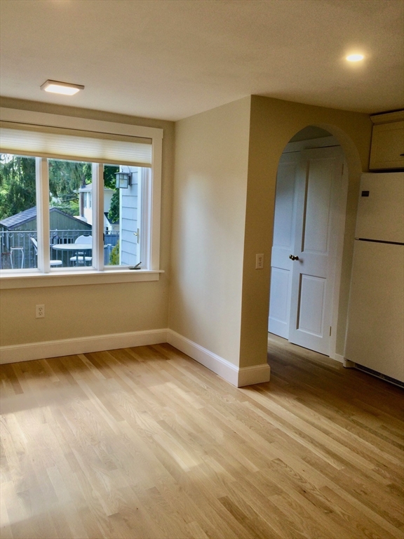 16 Hobbs Road, Unit 1 Medford, MA 02155 - Photo 5 of 22