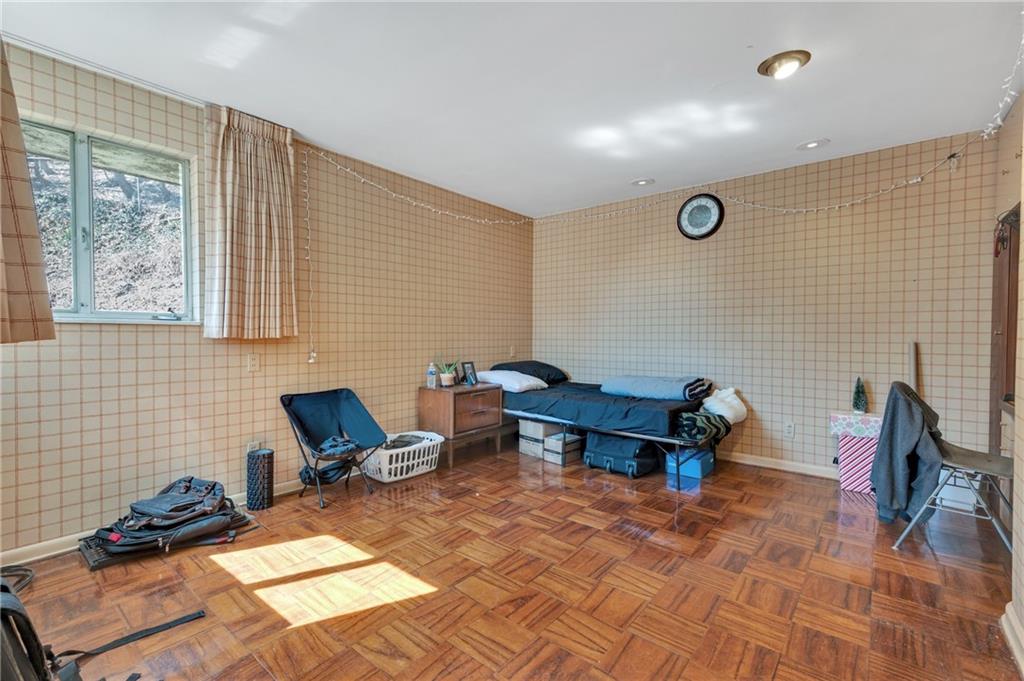 5500 Rippey Place Pittsburgh, PA 15206 - Photo 18 of 22