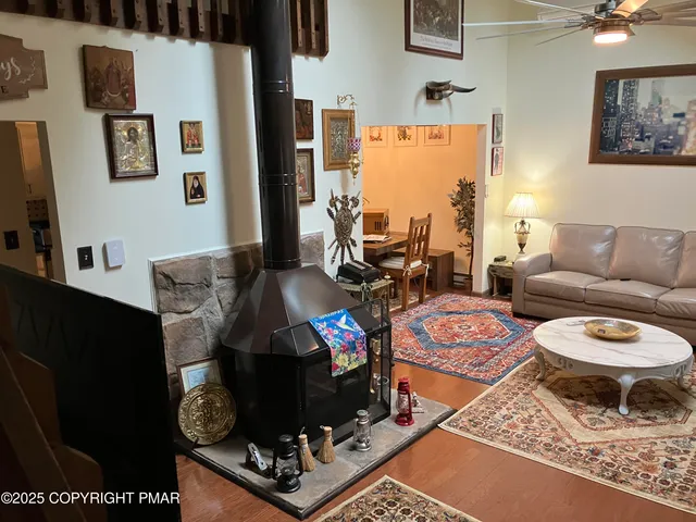 $330,000 | 150 Mallard Lane, Albrightsville, PA 18210