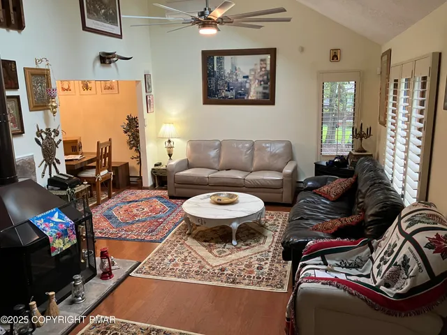 $330,000 | 150 Mallard Lane, Albrightsville, PA 18210