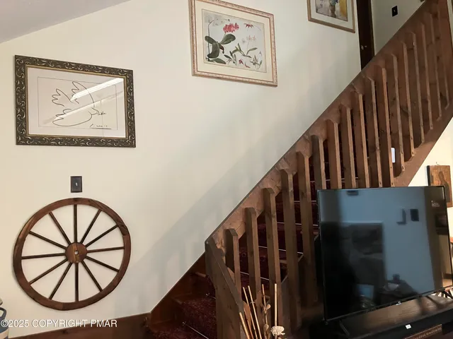 $330,000 | 150 Mallard Lane, Albrightsville, PA 18210