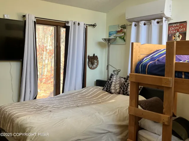 $330,000 | 150 Mallard Lane, Albrightsville, PA 18210