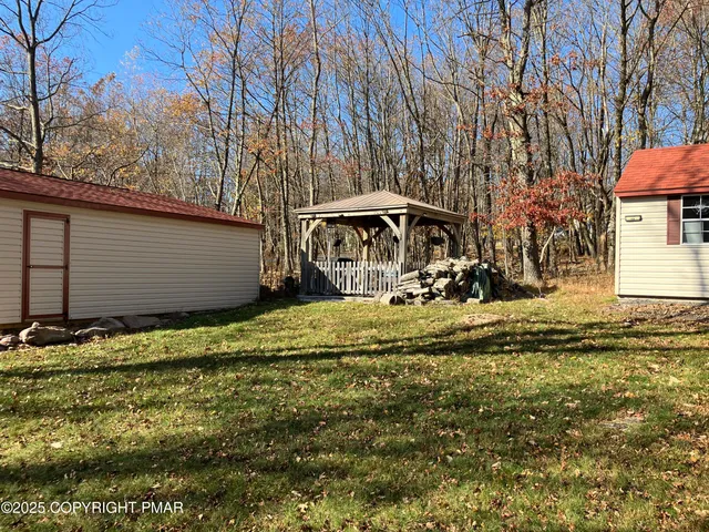 $330,000 | 150 Mallard Lane, Albrightsville, PA 18210