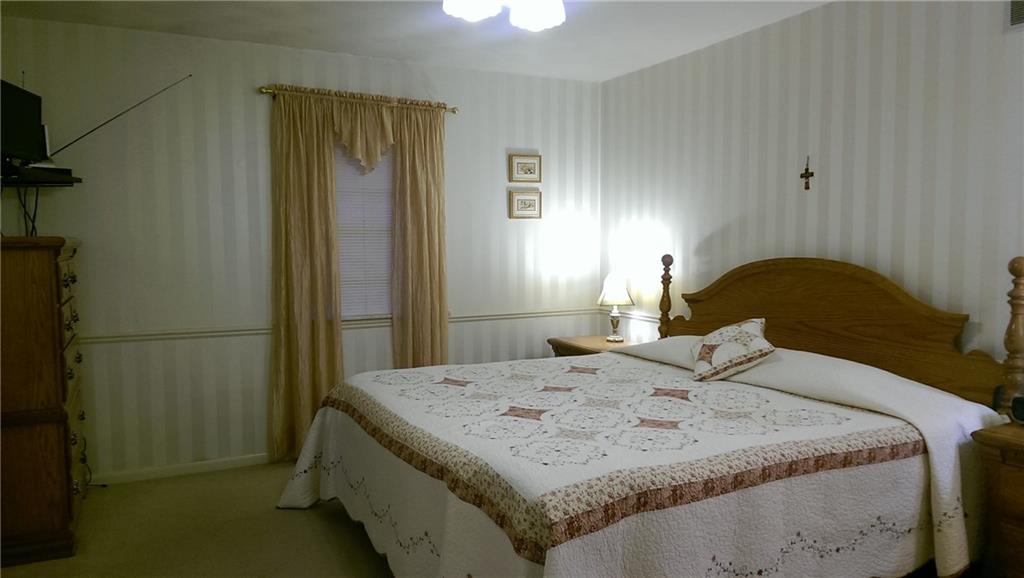714 Griffin Road Indianapolis, IN 46227 - Photo 6 of 13 Gallery Image 6