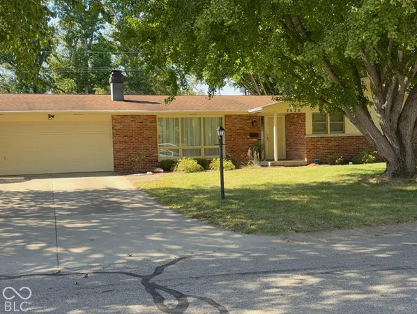 $295,000 | 2820 Jordan Drive, Columbus, IN 47203