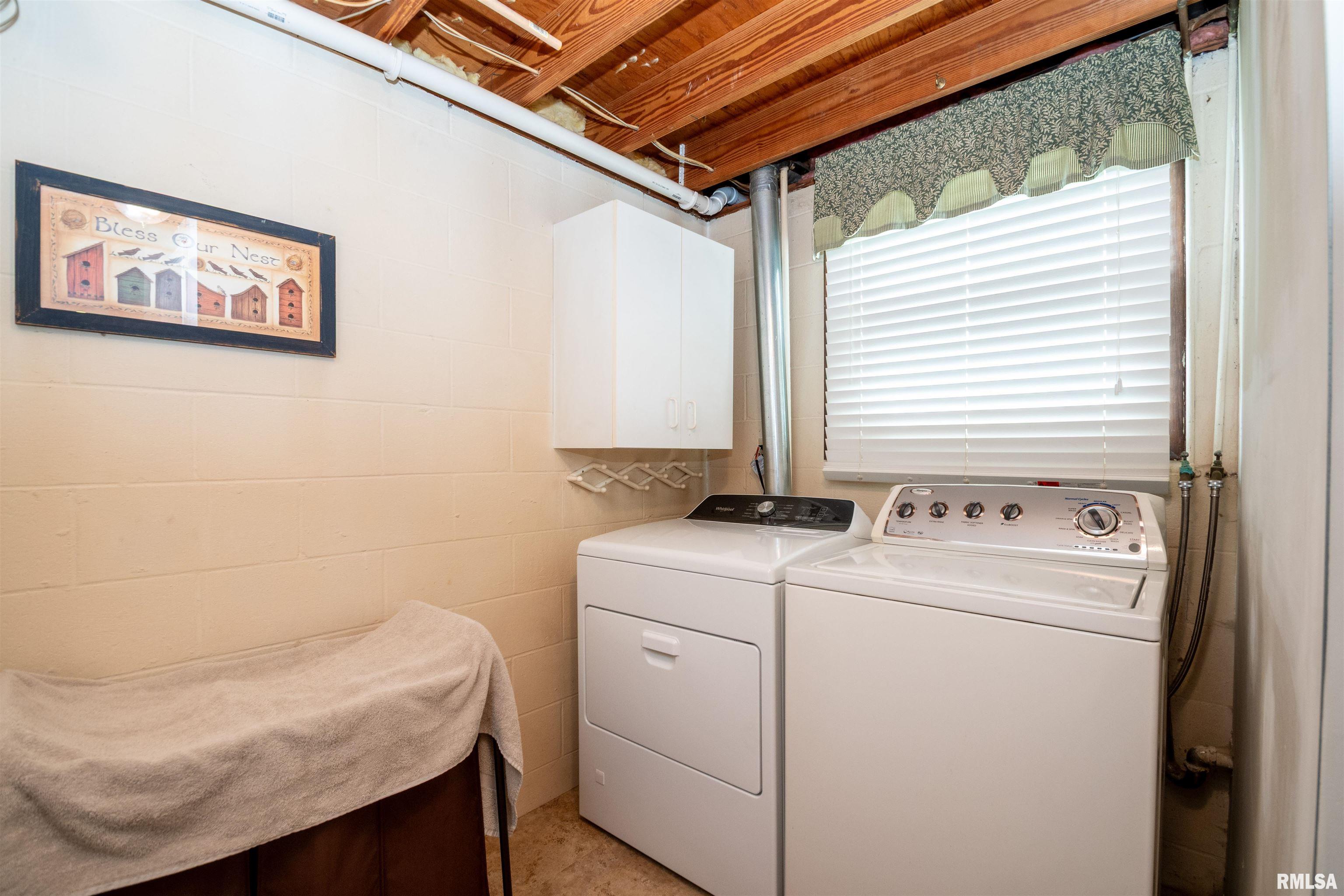 6203 North Randwick Road Peoria, IL 61615 - Photo 28 of 35