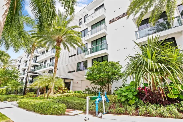 $10,000 | 60 Hendricks Isle, Unit 301, Fort Lauderdale, FL 33301