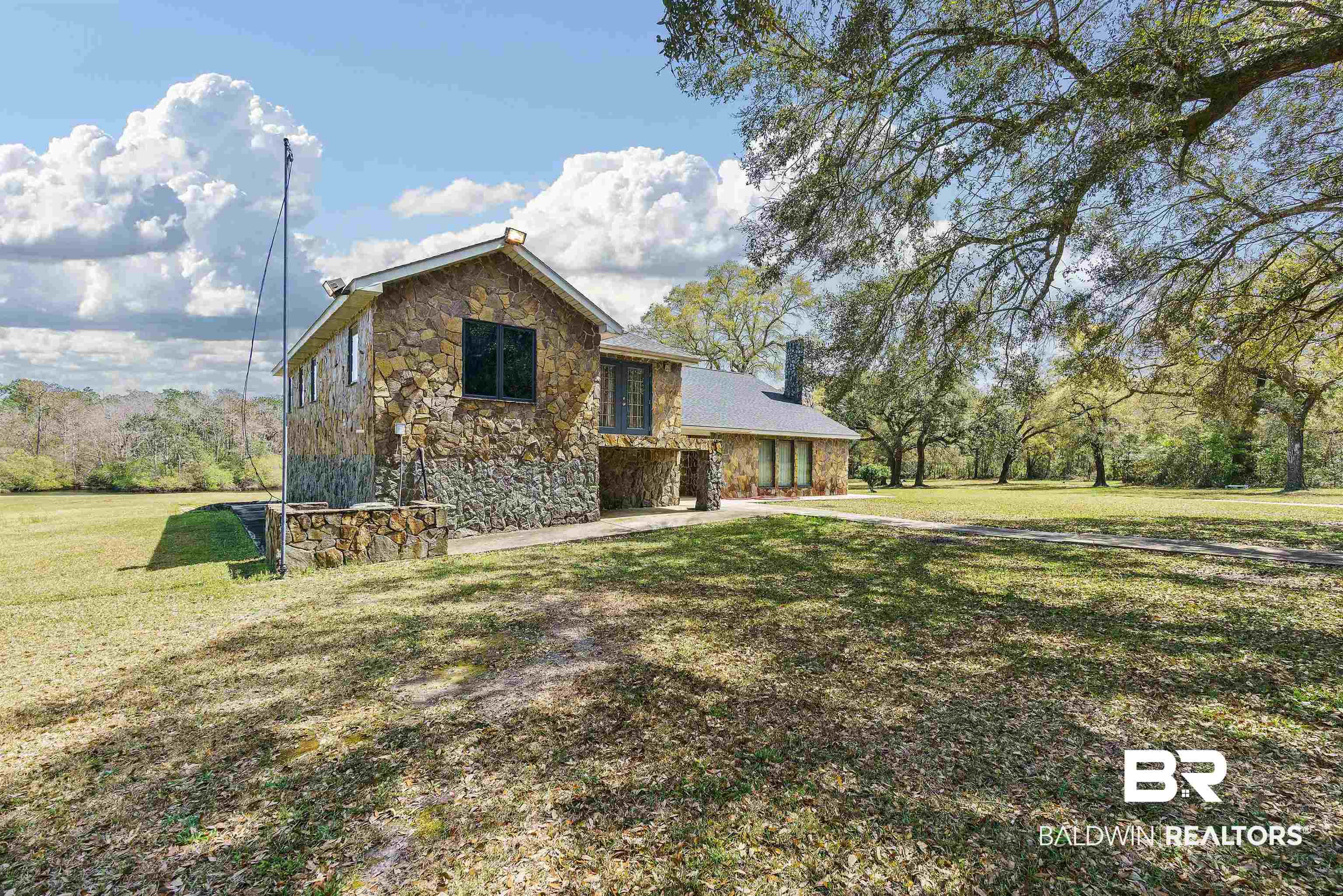 8099 McKee Road Irvington, AL 36544 - Photo 2 of 42
