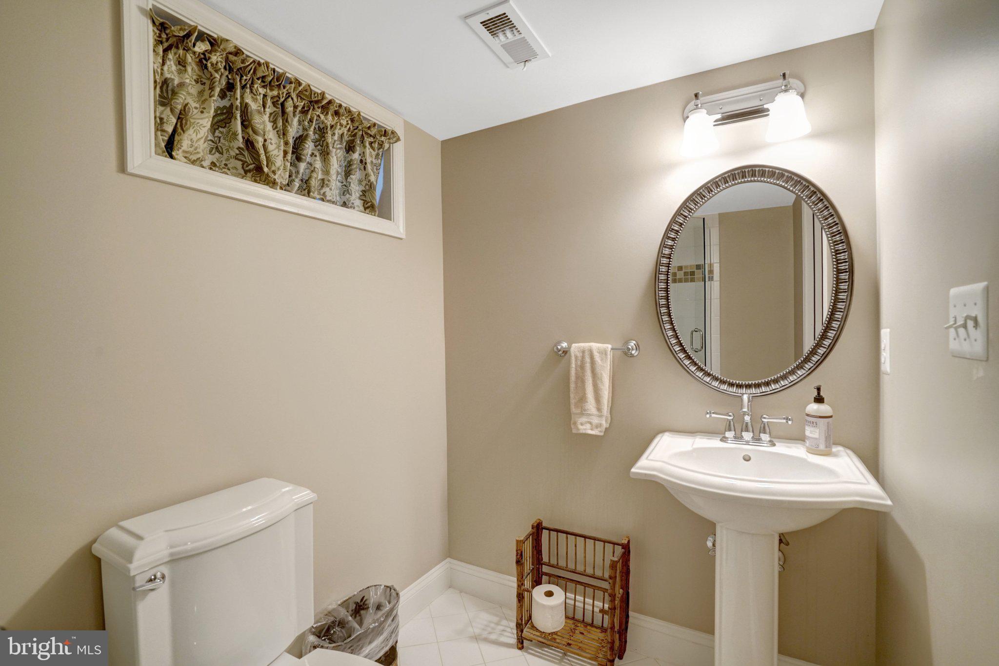 117 West George Mason Road Falls Church, VA 22046 - Photo 75 of 95