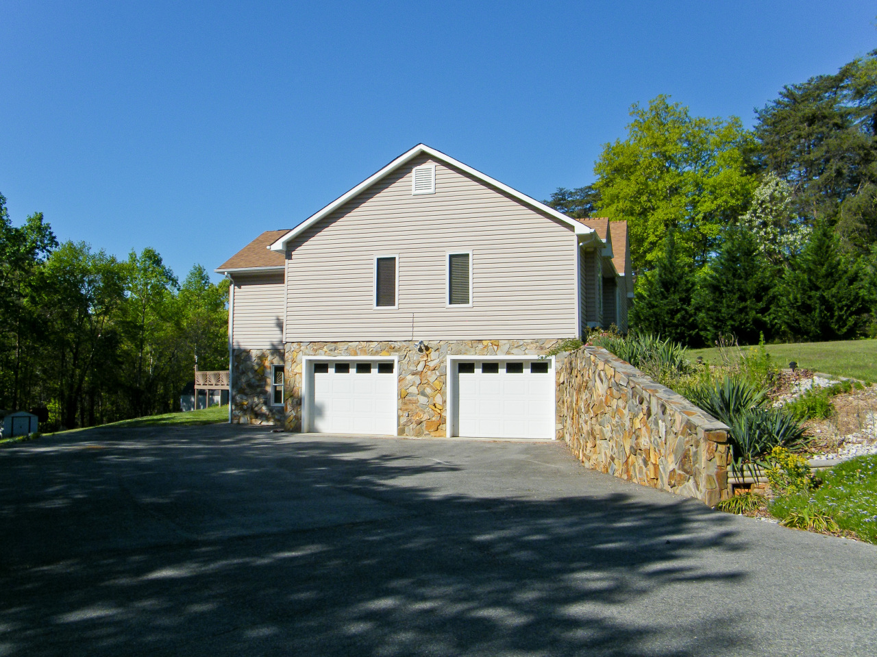 180 Flint Hill Road Rocky Mount, VA 24151 - Photo 3 of 11 Built-In 2 Car Garage