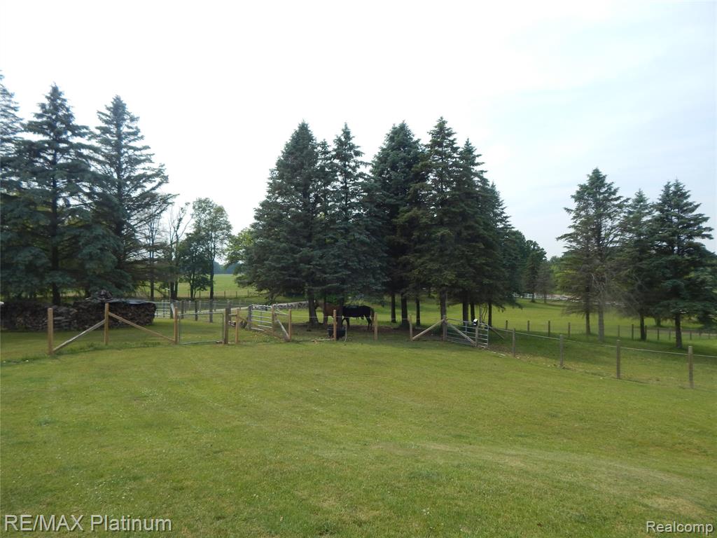 2025 West Rose Center Road Holly, MI 48442 - Photo 37 of 68 Gallery Image 37