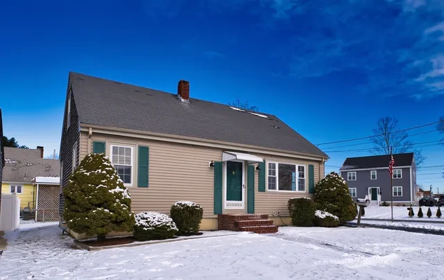 $399,000 | 303 Cummington Street, New Bedford, MA 02745