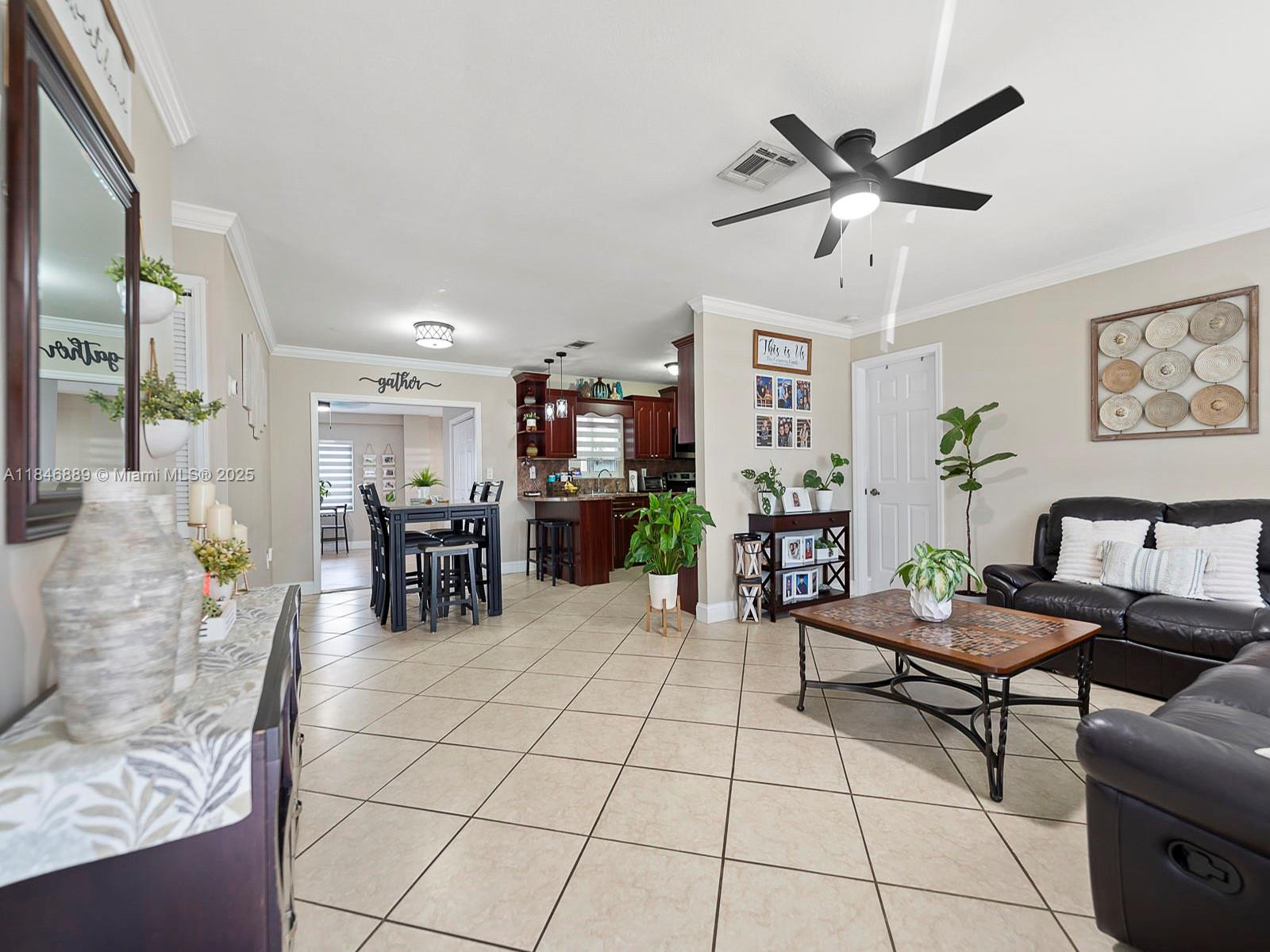 15040 Southwest 306th Street Homestead, FL 33033 - Photo 6 of 43 Gallery Image 6