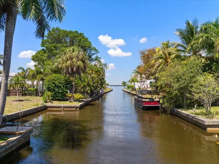 $597,000 | 1229 Carlene Avenue, Fort Myers, FL 33901