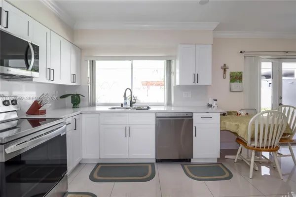 $700,000 | 10941 Southwest 180th Street, Miami, FL 33157