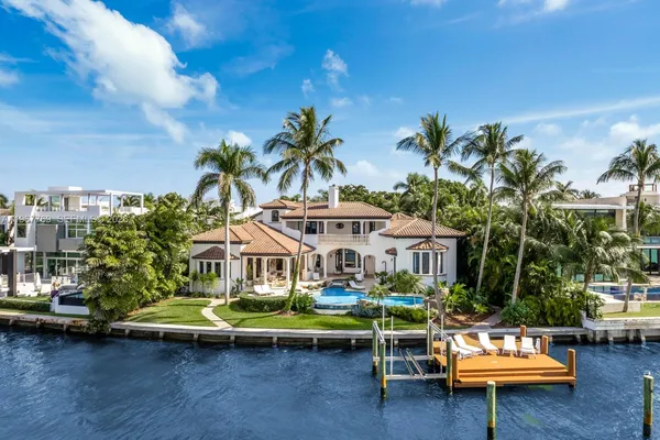 $85,000 | 432 South Hibiscus Drive, Miami Beach, FL 33139