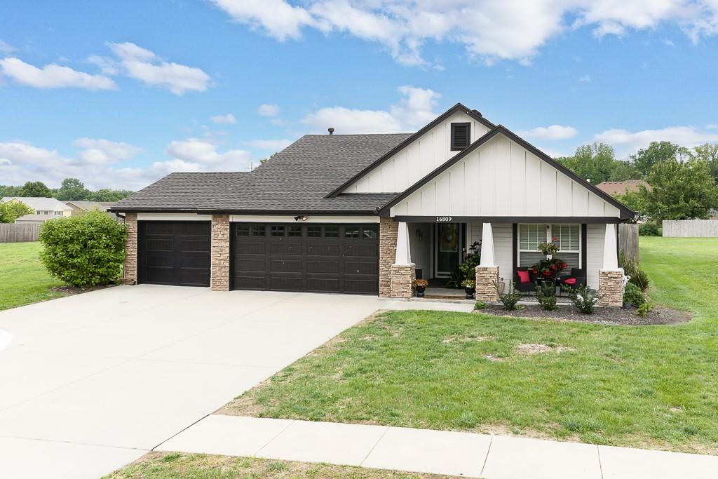 16809 Sheehan Road Basehor, KS 66007 - Photo 2 of 8
