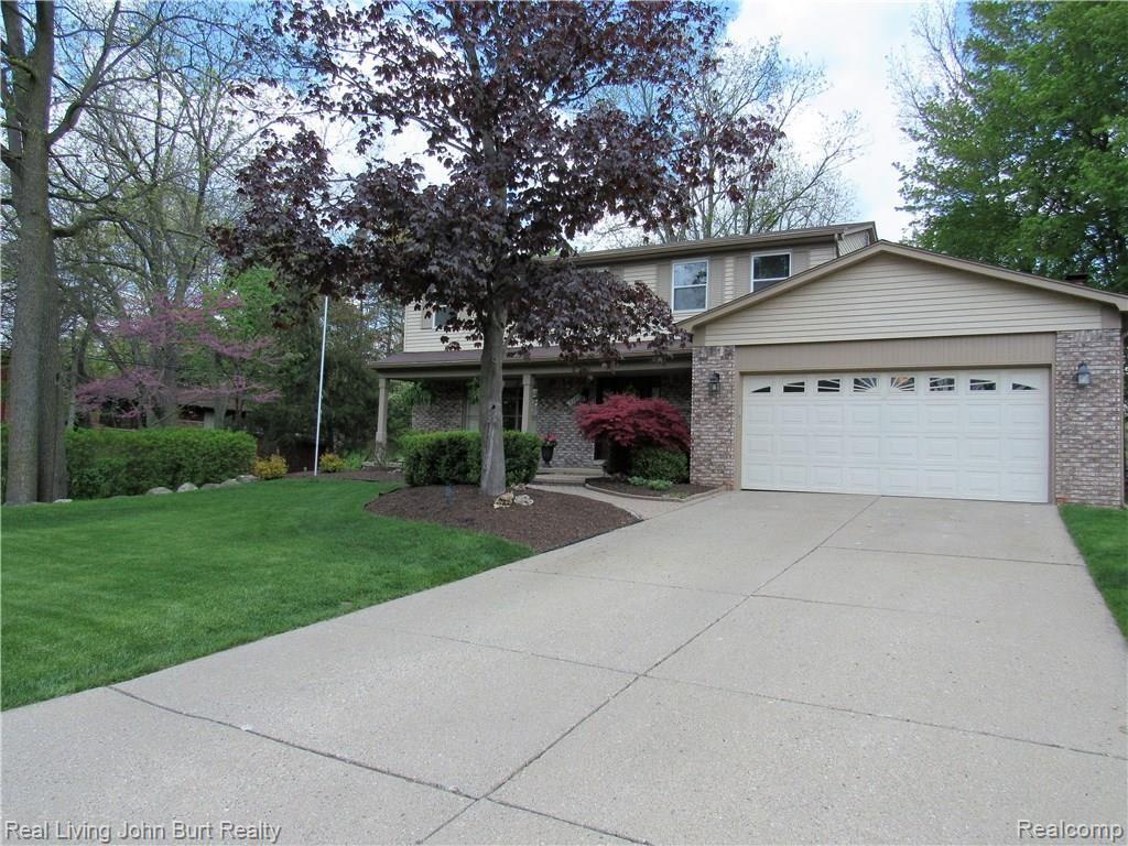 3268 Tamarron Drive Rochester, MI 48309 - Photo 1 of 32 IMG_1236.JPG