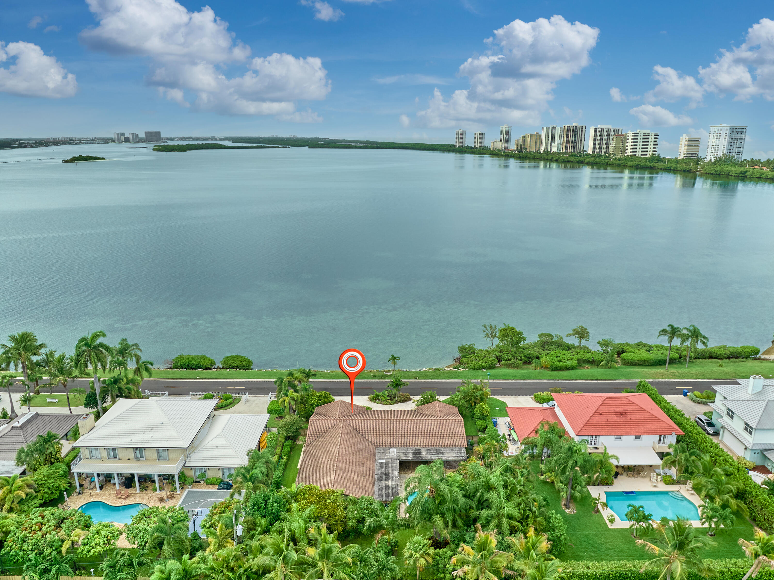 1091 Pine Point Road Singer Island, FL 33404 - Photo 2 of 5 1091 Pine Point North