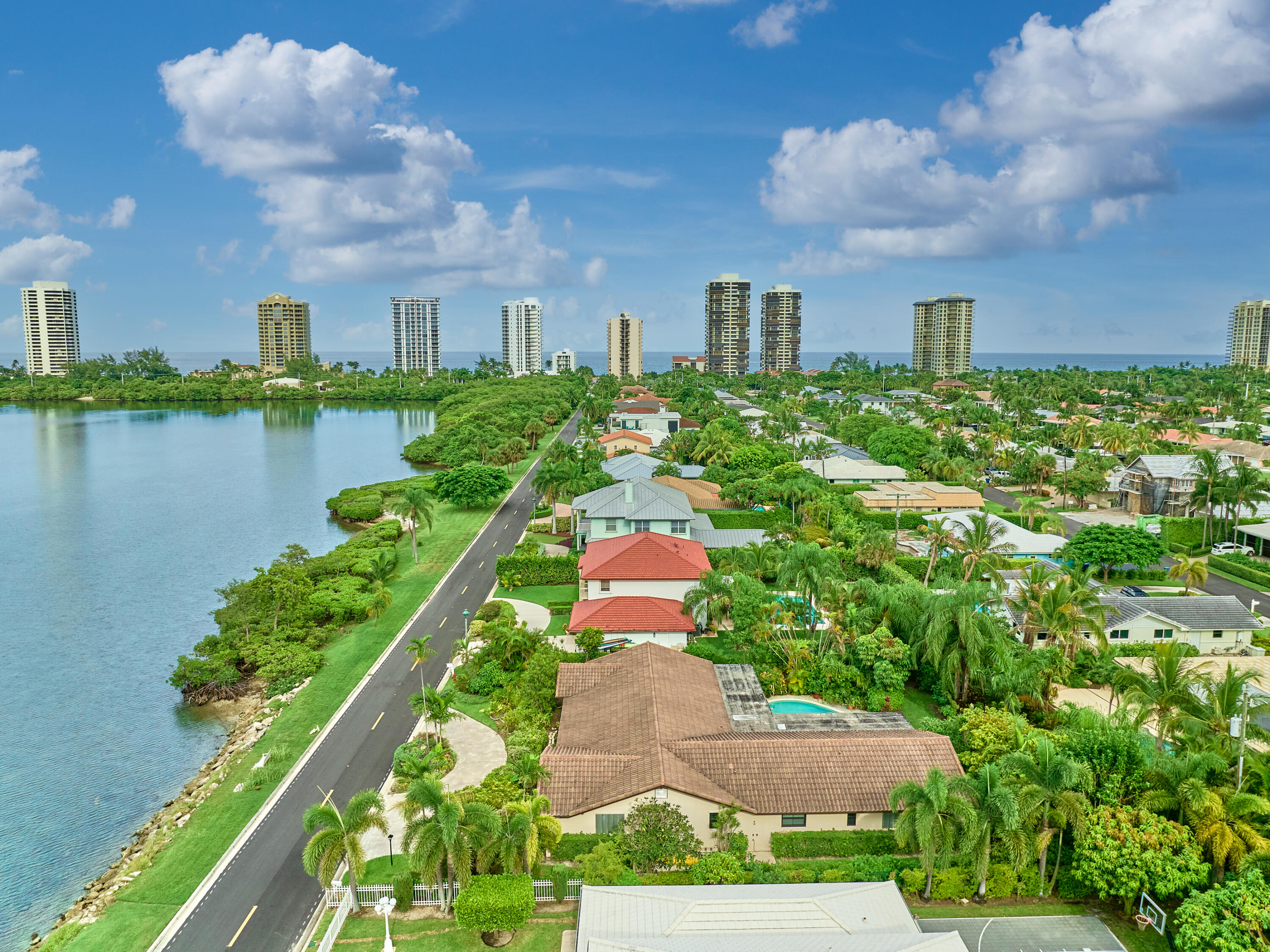 1091 Pine Point Road Singer Island, FL 33404 - Photo 5 of 5 1091 Pine Point East