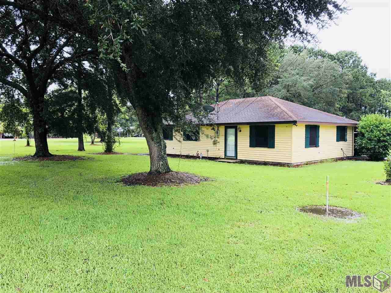 329 A Bayou Blue Road Houma, LA 70364 - Photo 3 of 33 Gallery Image 3