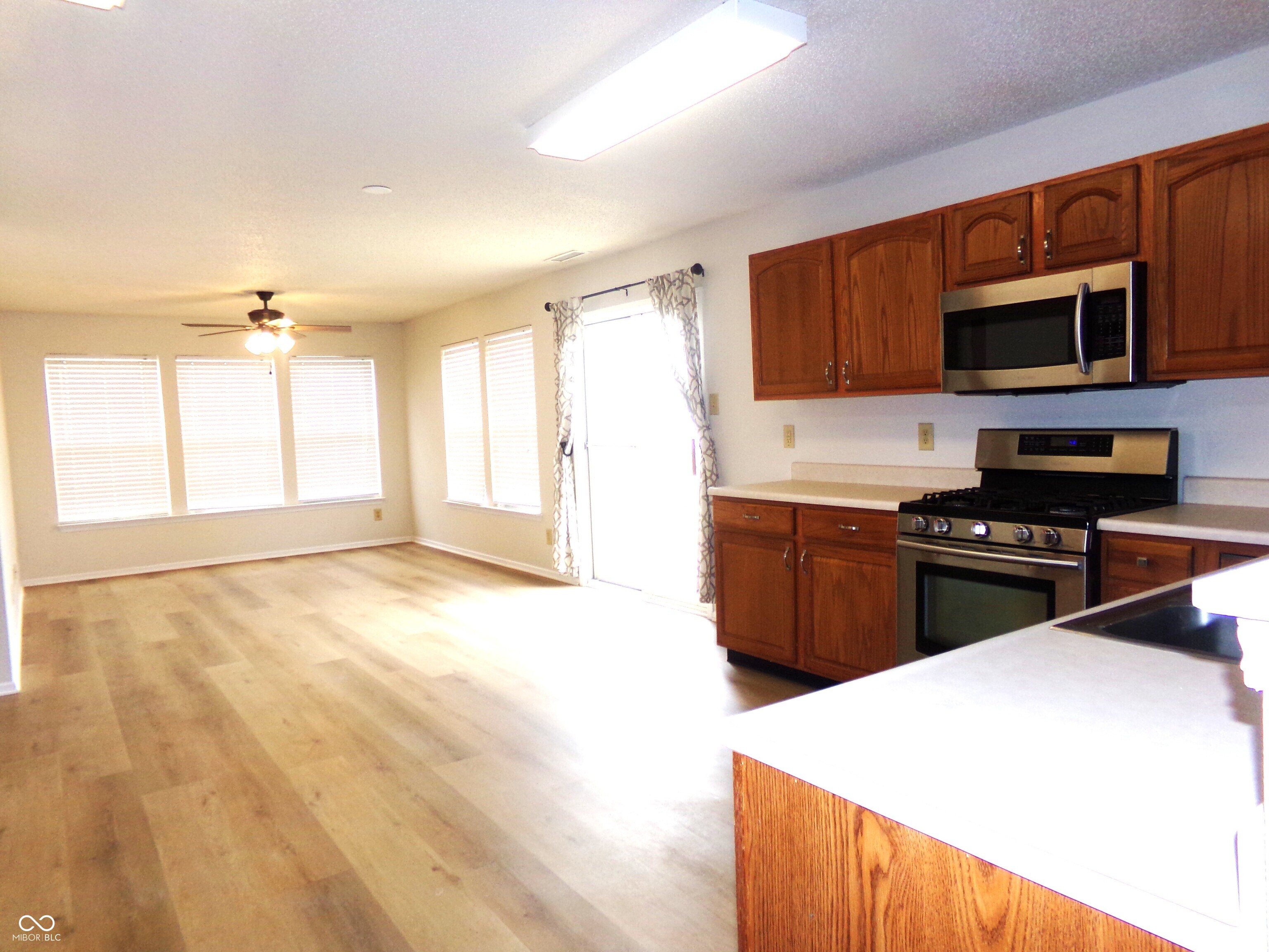 10405 Splendor Way Indianapolis, IN 46234 - Photo 13 of 39