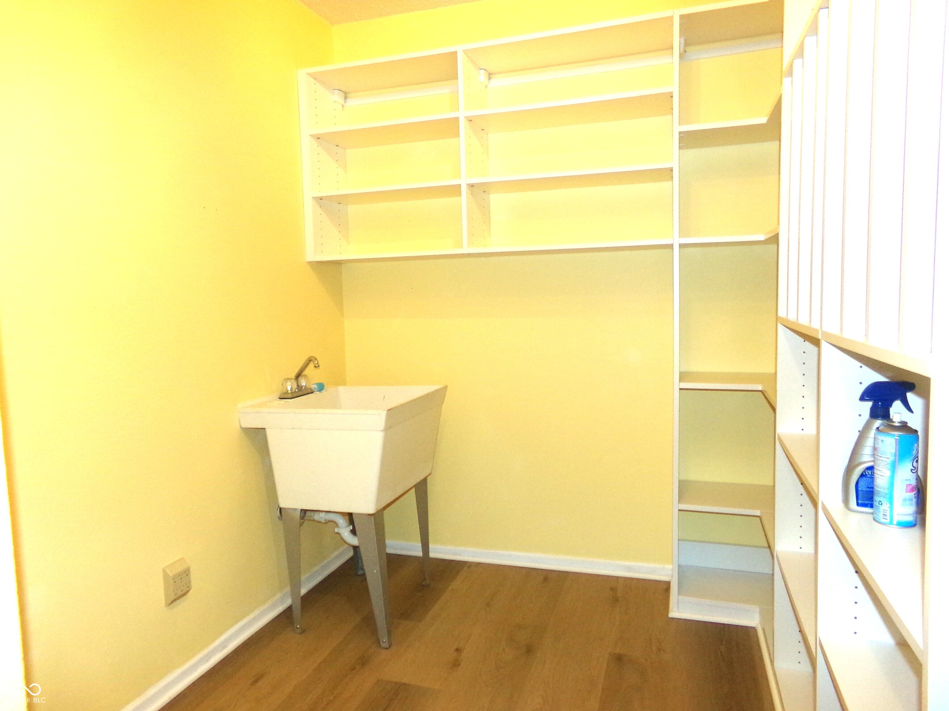 10405 Splendor Way Indianapolis, IN 46234 - Photo 16 of 39