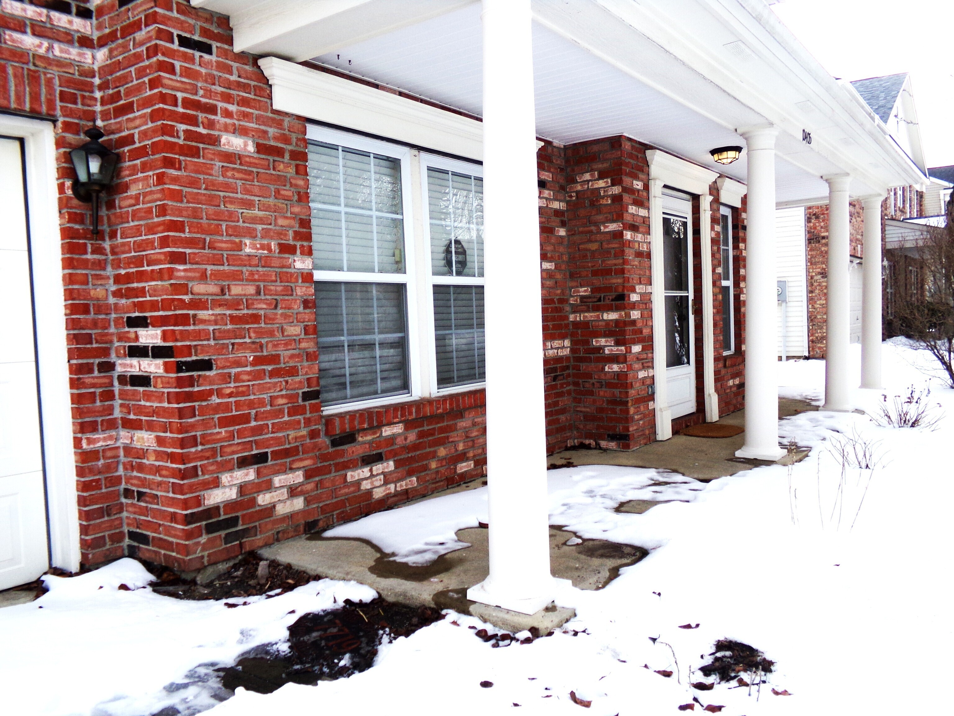 10405 Splendor Way Indianapolis, IN 46234 - Photo 2 of 39