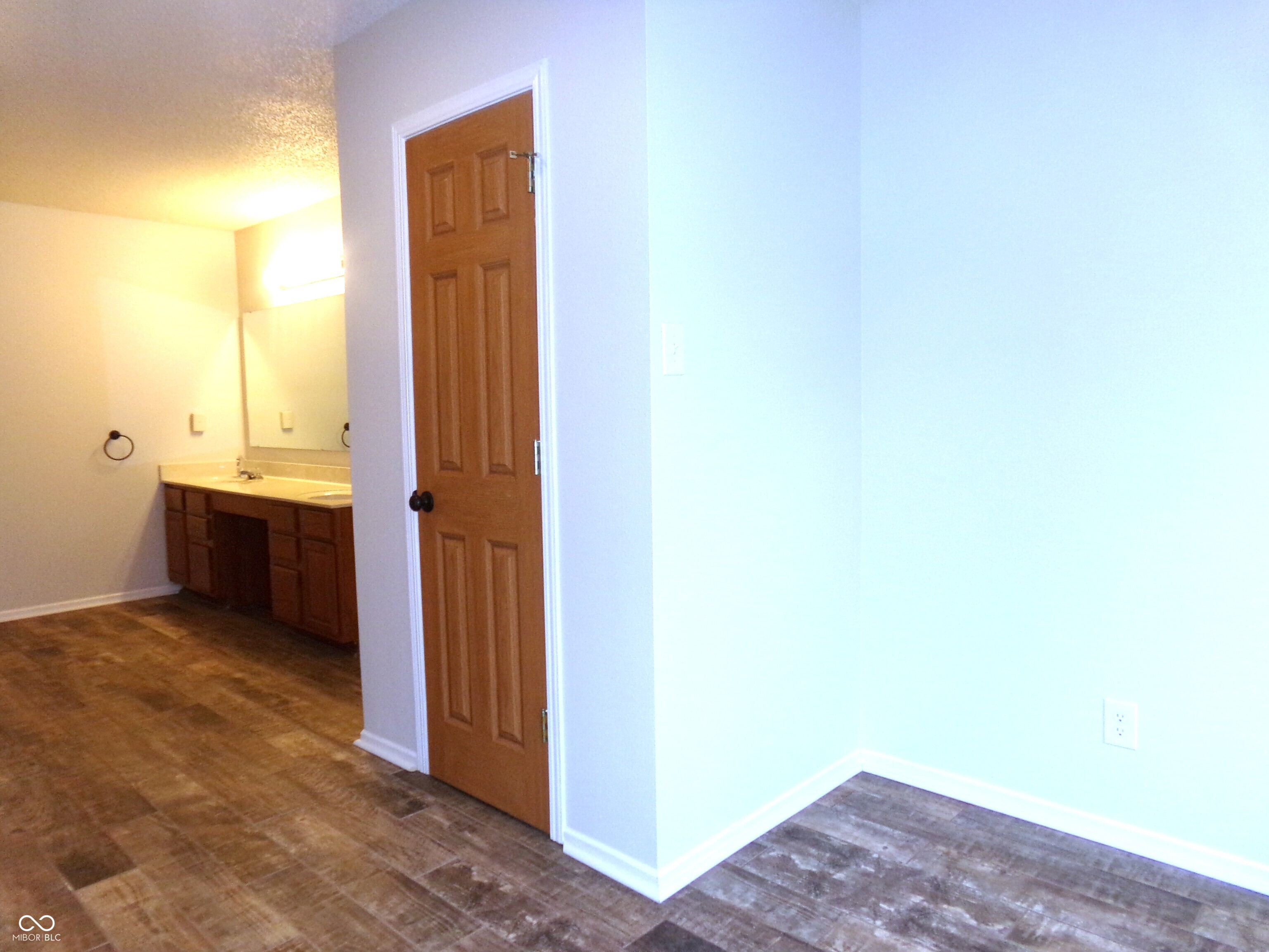 10405 Splendor Way Indianapolis, IN 46234 - Photo 24 of 39