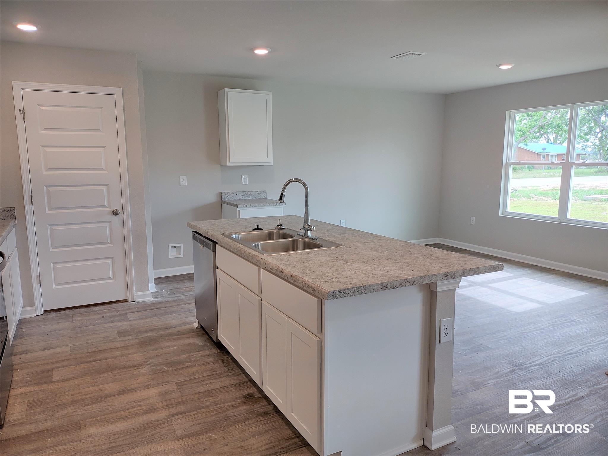 353 Rhineheart Lane Foley, AL 36535 - Photo 6 of 10