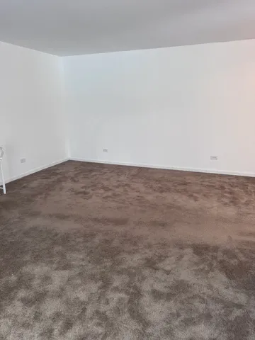 $259,900 | 2439 Brunswick Circle, Unit C, Woodridge, IL 60517