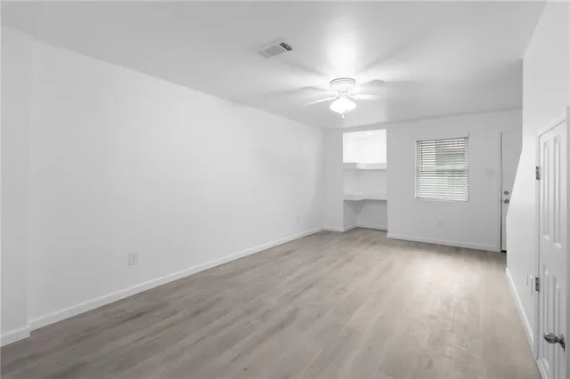 $1,310 | 717 Woodland Drive, Unit C, Laplace, LA 70068